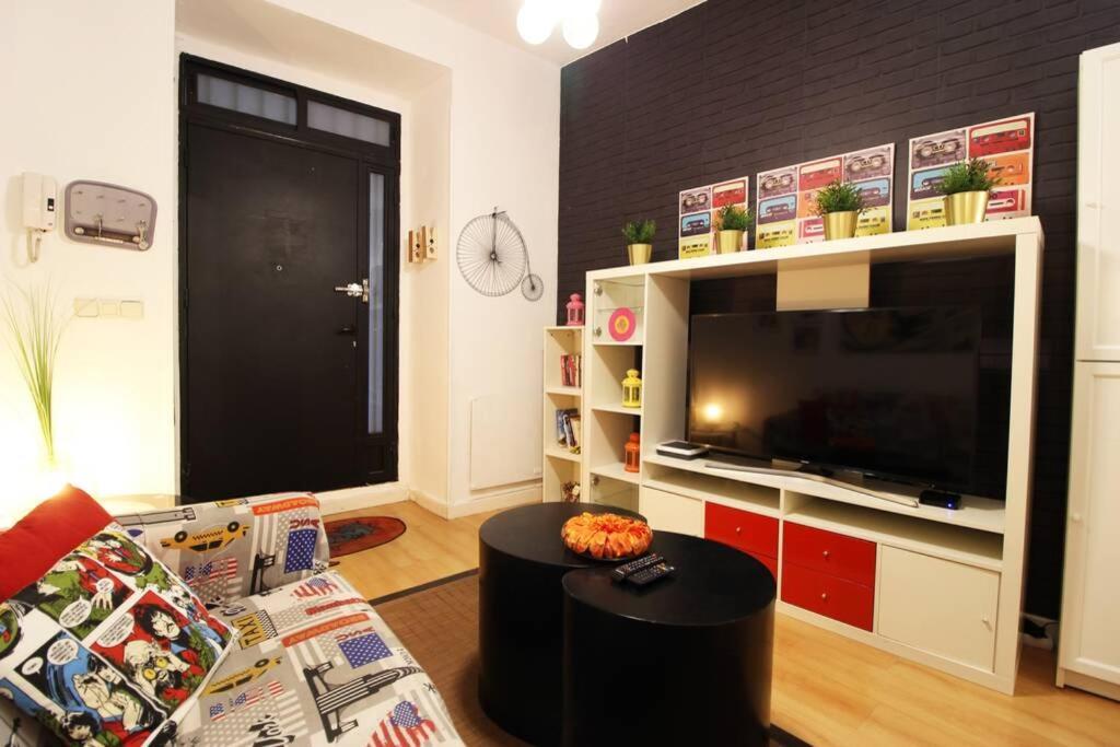 Centrico Apartamento Estilo Pop-Art By Batuecas Madrid Buitenkant foto