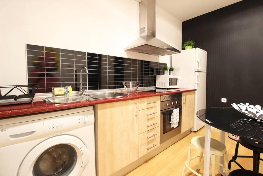 Centrico Apartamento Estilo Pop-Art By Batuecas Madrid Buitenkant foto