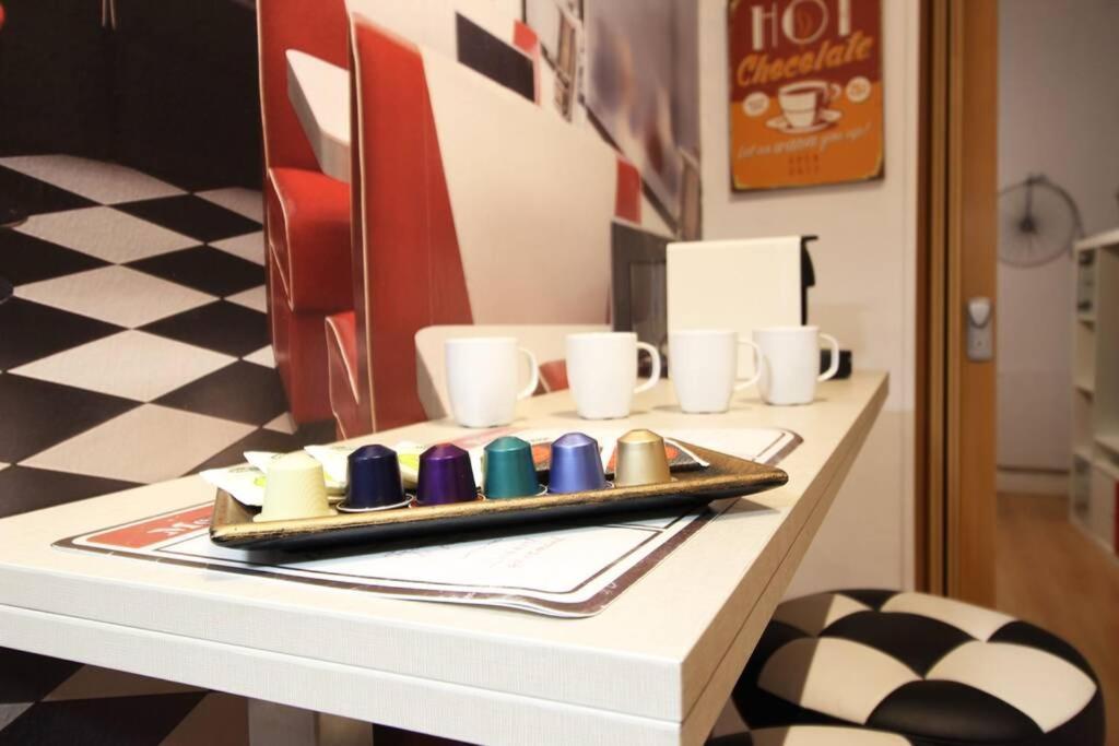 Centrico Apartamento Estilo Pop-Art By Batuecas Madrid Buitenkant foto